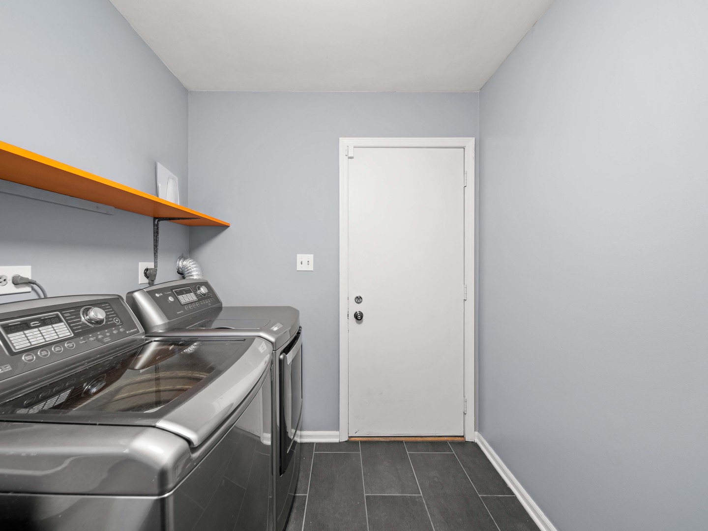 2409 The Strand Northbrook, IL 60062 - Photo 21 of 45