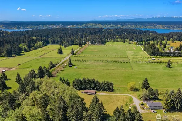 $1,700,000 | 12504 Southwest 232nd Street, Vashon, WA 98070