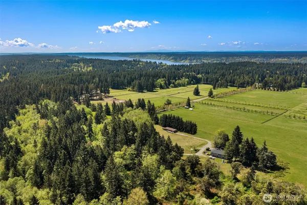 $1,700,000 | 12504 Southwest 232nd Street, Vashon, WA 98070