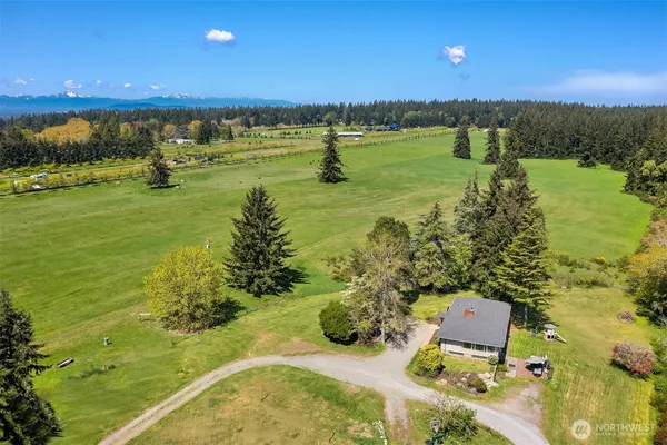 $1,700,000 | 12504 Southwest 232nd Street, Vashon, WA 98070