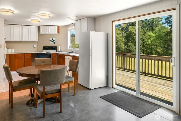 $1,700,000 | 12504 Southwest 232nd Street, Vashon, WA 98070