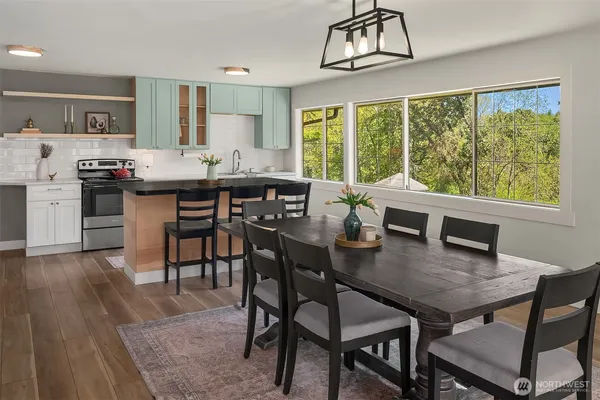 $1,700,000 | 12504 Southwest 232nd Street, Vashon, WA 98070