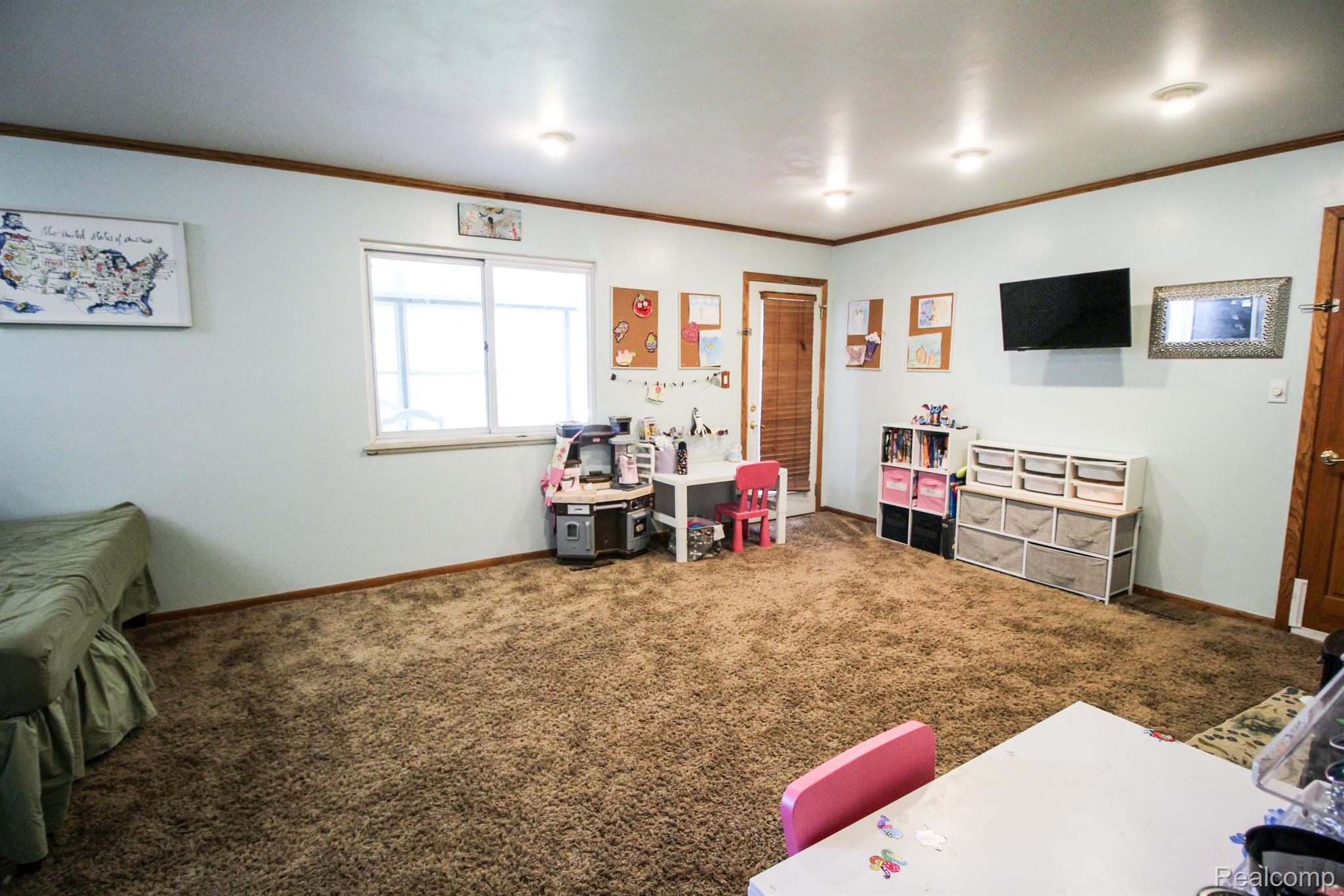 541 Spring Lane Flushing, MI 48433 - Photo 12 of 41
