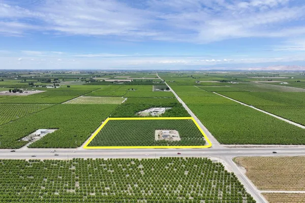 $1,000,000 | 13910 East Mountain View Avenue, Kingsburg, CA 93631