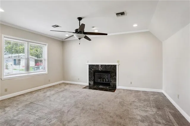 $3,400 | 661 East William David Parkway, Metairie, LA 70005