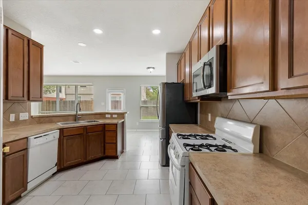 $2,500 | 4810 Vintage Grove Court, Katy, TX 77449