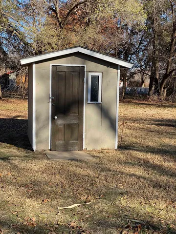 $79,500 | 904 East 8th Street, Harper, KS 67058