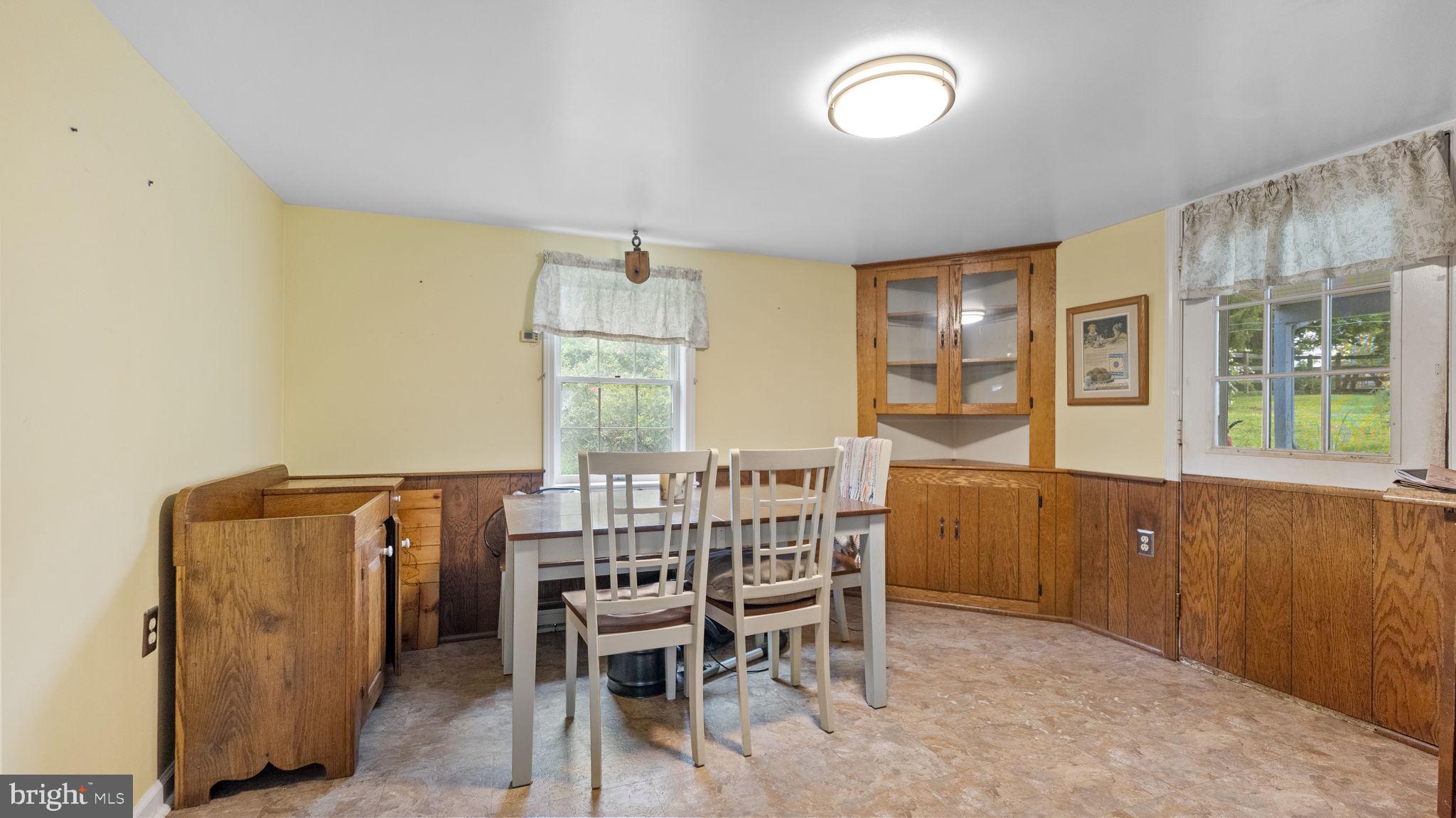1817 Old Washington Road Westminster, MD 21157 - Photo 8 of 46 Gallery Image 8