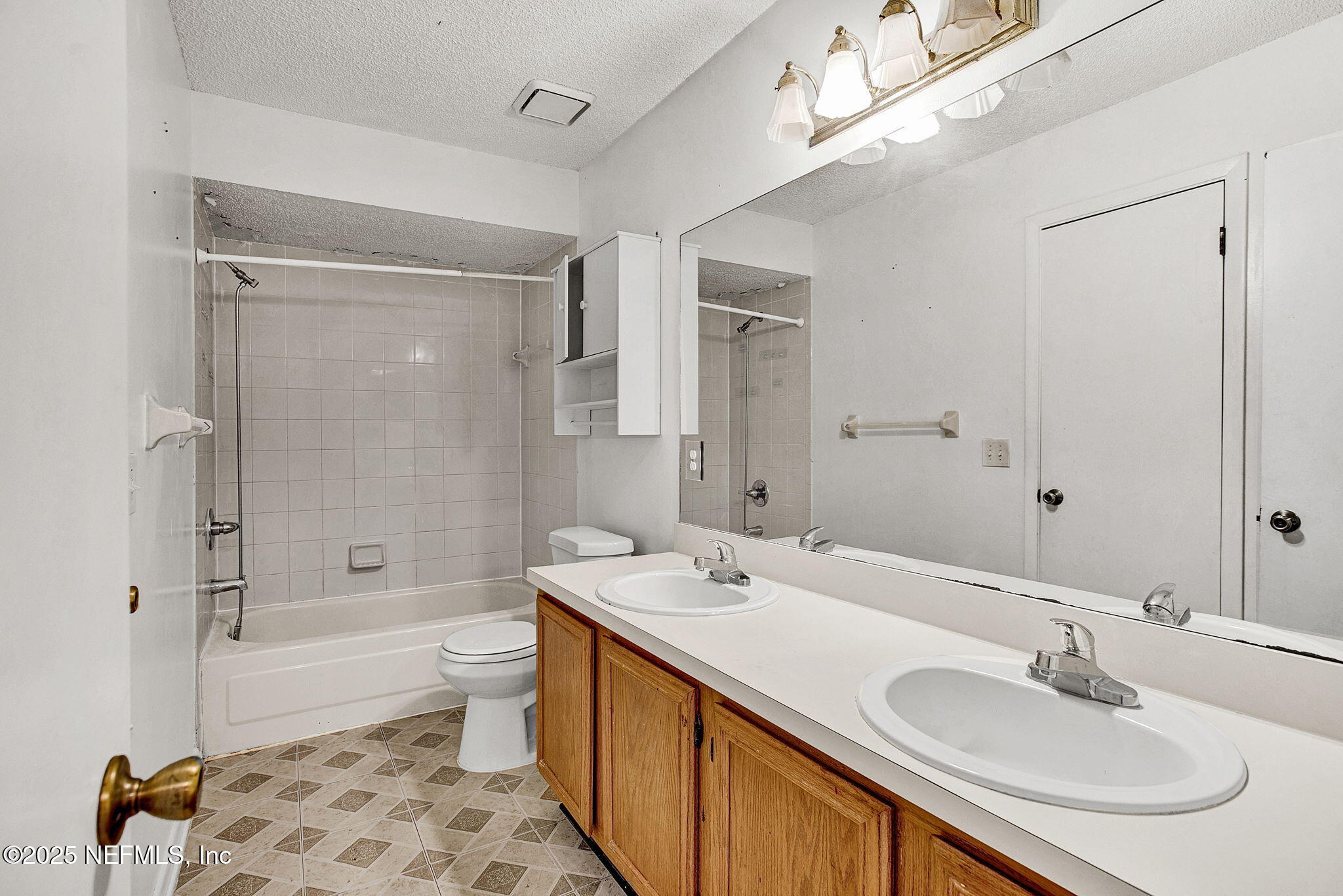 5587 Greatpine Lane South Jacksonville, FL 32244 - Photo 14 of 18 14-web-or-mls-IMG_0247