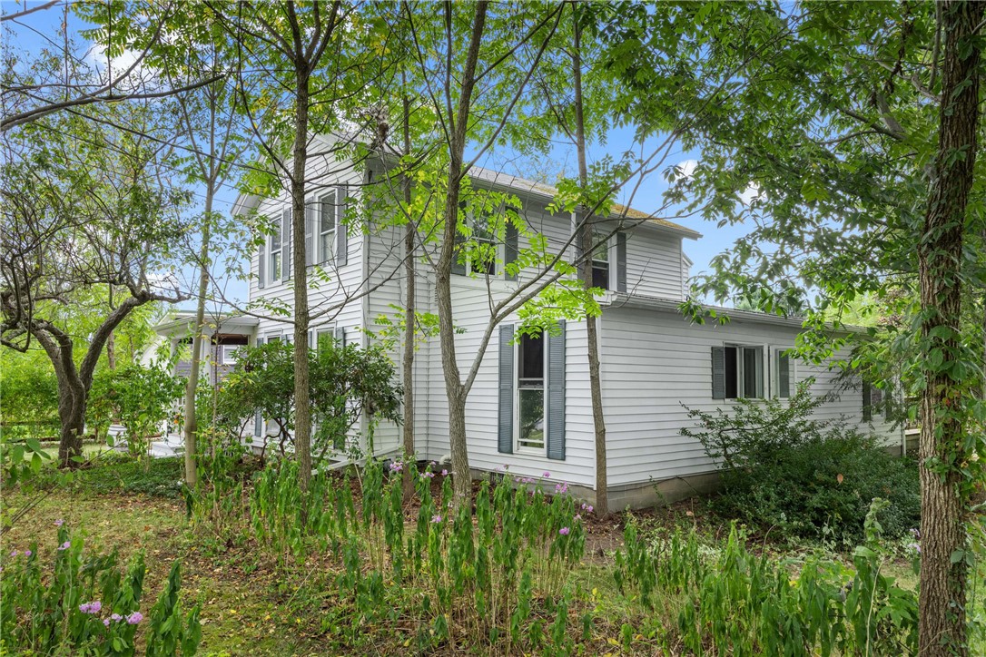 81 Stark Street Waterloo, NY 13165 - Photo 4 of 48