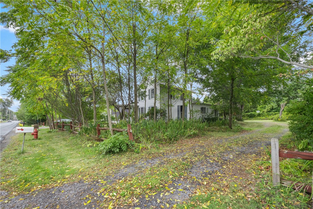 81 Stark Street Waterloo, NY 13165 - Photo 5 of 48