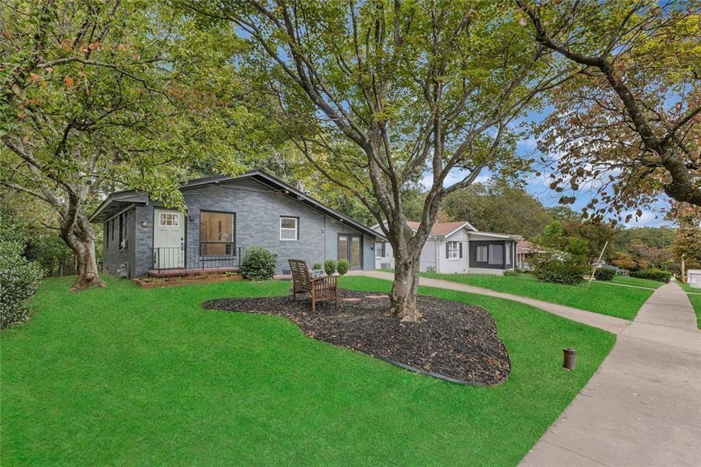 1265 Calhoun Avenue East Point, GA 30344 - Photo 2 of 26