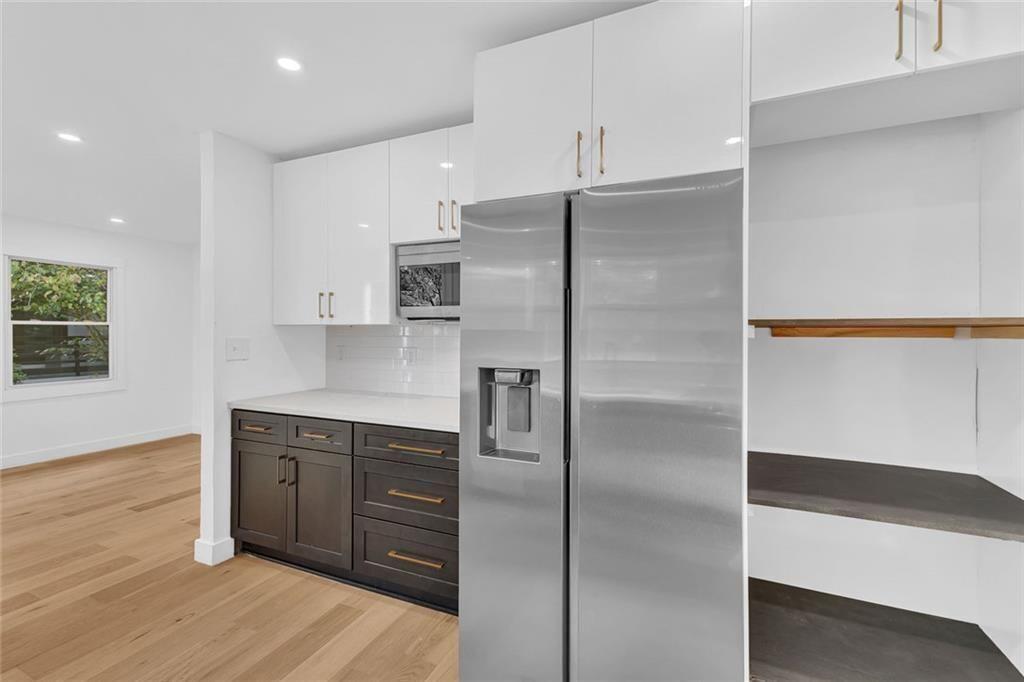 1265 Calhoun Avenue East Point, GA 30344 - Photo 10 of 26