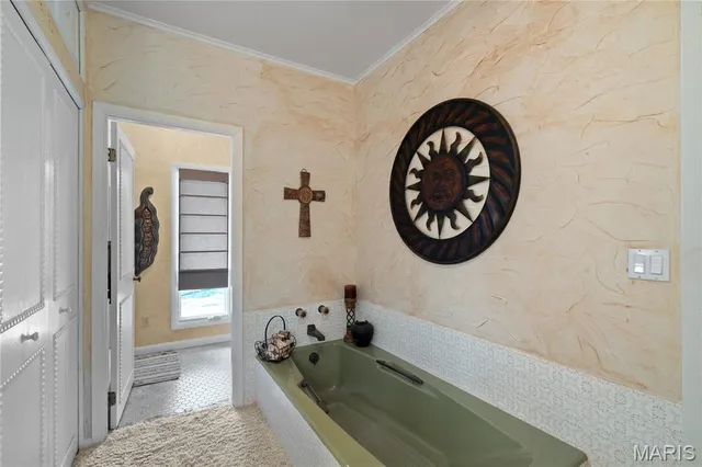 $1,350,000 | 2402 Ripley Route North, Doniphan, MO 63935