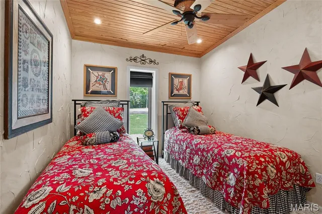 $1,350,000 | 2402 Ripley Route North, Doniphan, MO 63935