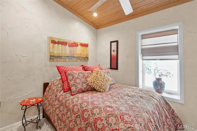 $1,350,000 | 2402 Ripley Route North, Doniphan, MO 63935