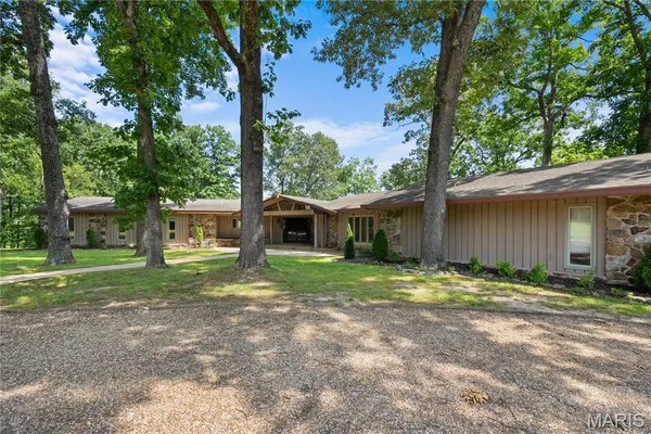 $1,250,000 | 2402 Ripley Route North, Doniphan, MO 63935