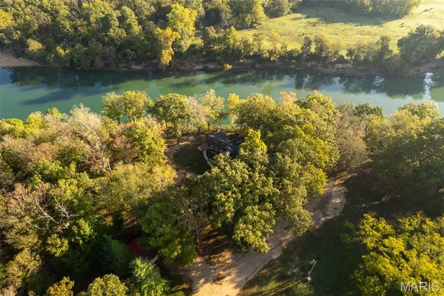 $1,350,000 | 2402 Ripley Route North, Doniphan, MO 63935