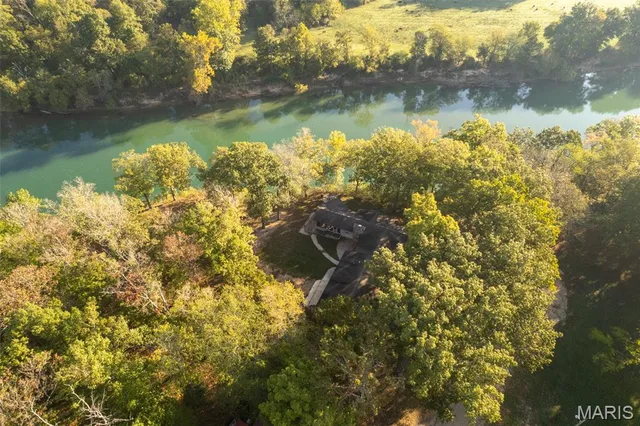 $1,350,000 | 2402 Ripley Route North, Doniphan, MO 63935