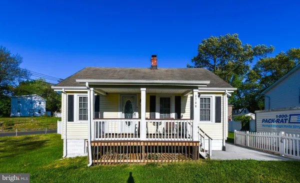 $325,000 | 2700 Ocala Avenue, District Heights, MD 20747