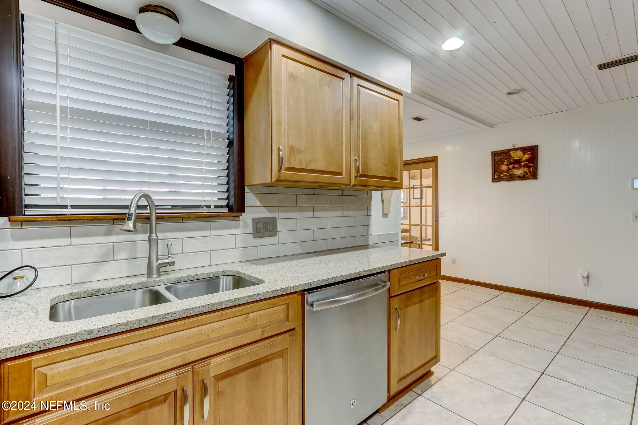 1065 Kings Road Neptune Beach, FL 32266 - Photo 17 of 37 18-web-or-mls-30_1065 Kings Rd