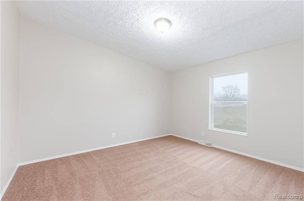23500 Karr Road Belleville, MI 48111 - Photo 17 of 42