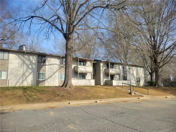 $112,500 | 2200 Sunderland Road, Unit 140K, Winston-Salem, NC 27103