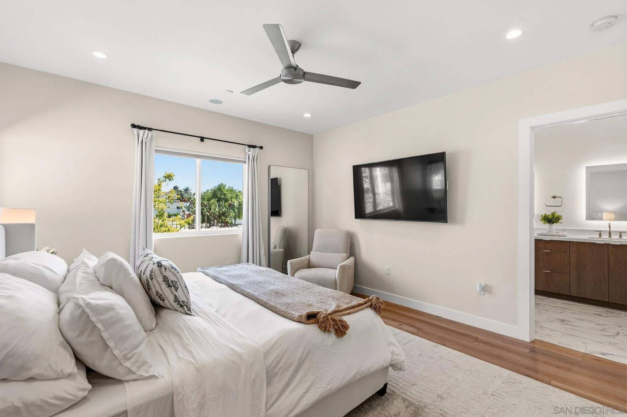 107 Edgeburt Drive Encinitas, CA 92024 - Photo 27 of 50