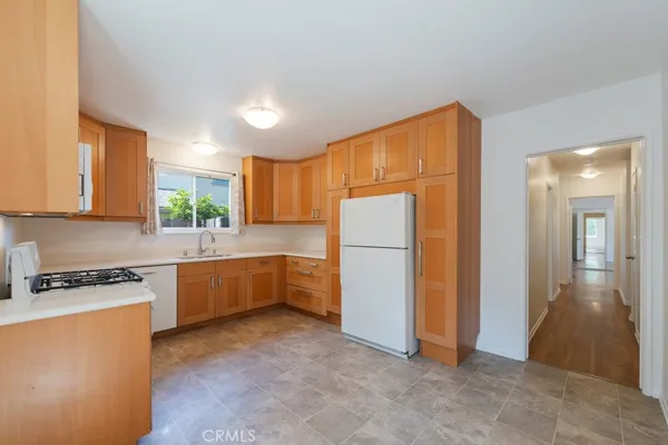 $4,840 | 218 Calle De Arboles, Redondo Beach, CA 90277