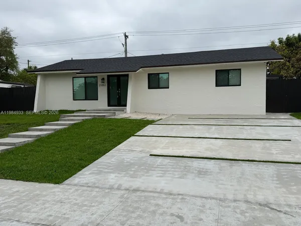 $3,200 | 21052 Southwest 97th Place, Cutler Bay, FL 33189