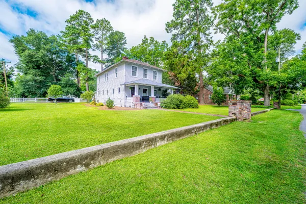 $425,000 | 401 Johnston Street, St. George, SC 29477