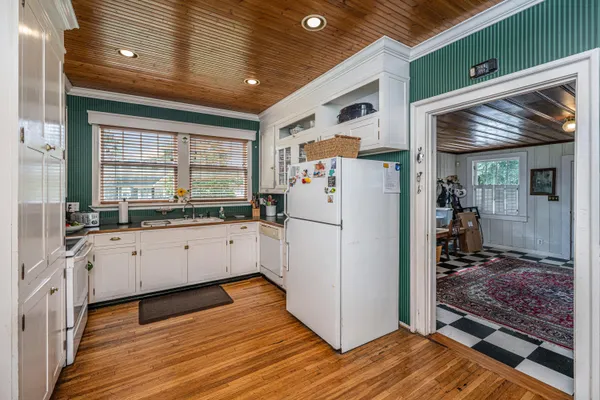 $425,000 | 401 Johnston Street, St. George, SC 29477