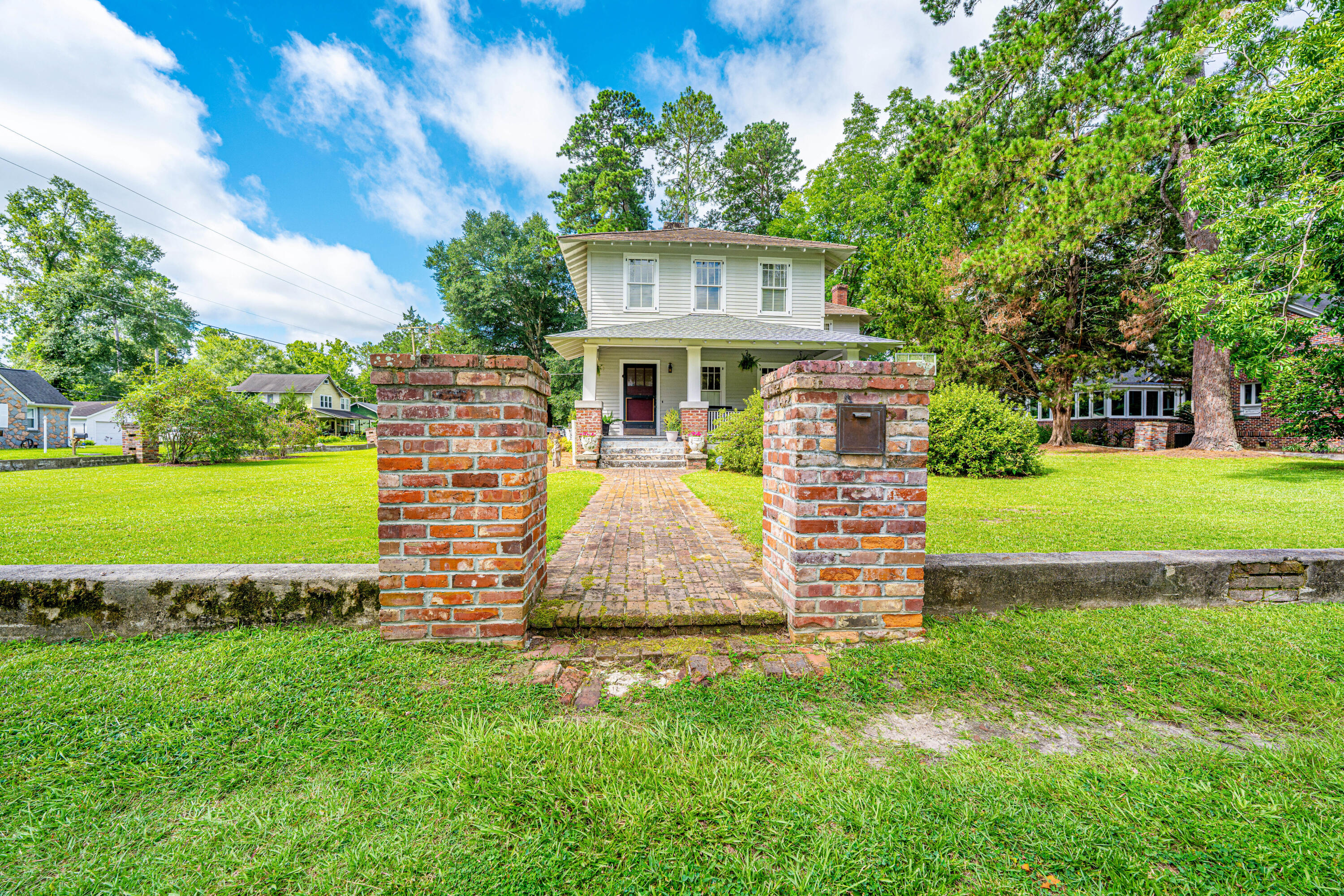 401 Johnston Street St. George, SC 29477 - Photo 10 of 44 401JohnstonSt005