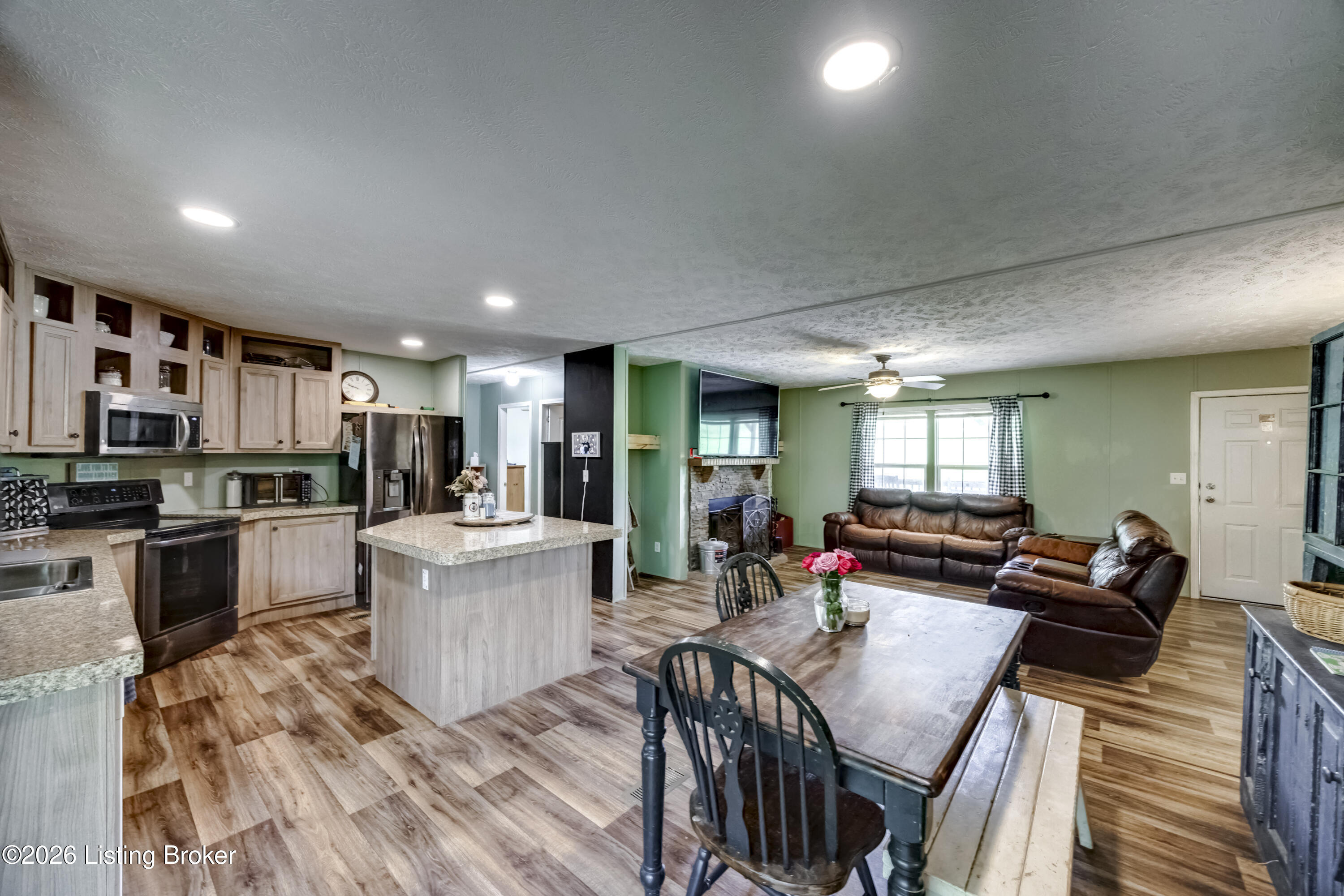 71 Toombs Road Bedford, KY 40006 - Photo 12 of 49 10