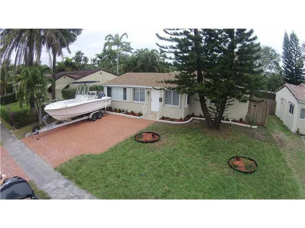 $3,500 | 1541 Plunkett Street, Unit 1541, Hollywood, FL 33020