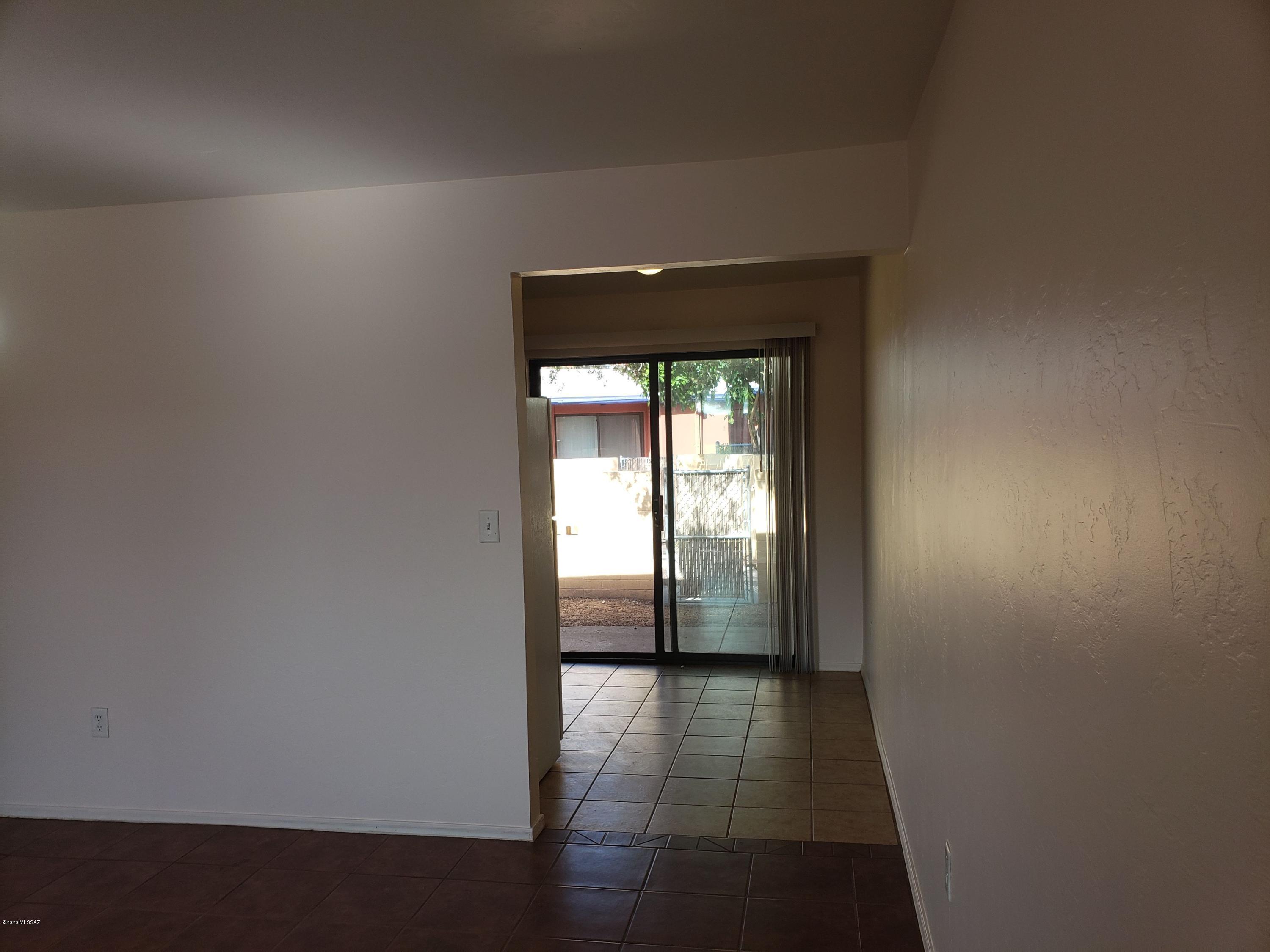 350 North Silverbell Road, Unit 158 Tucson, AZ 85745 - Photo 4 of 26
