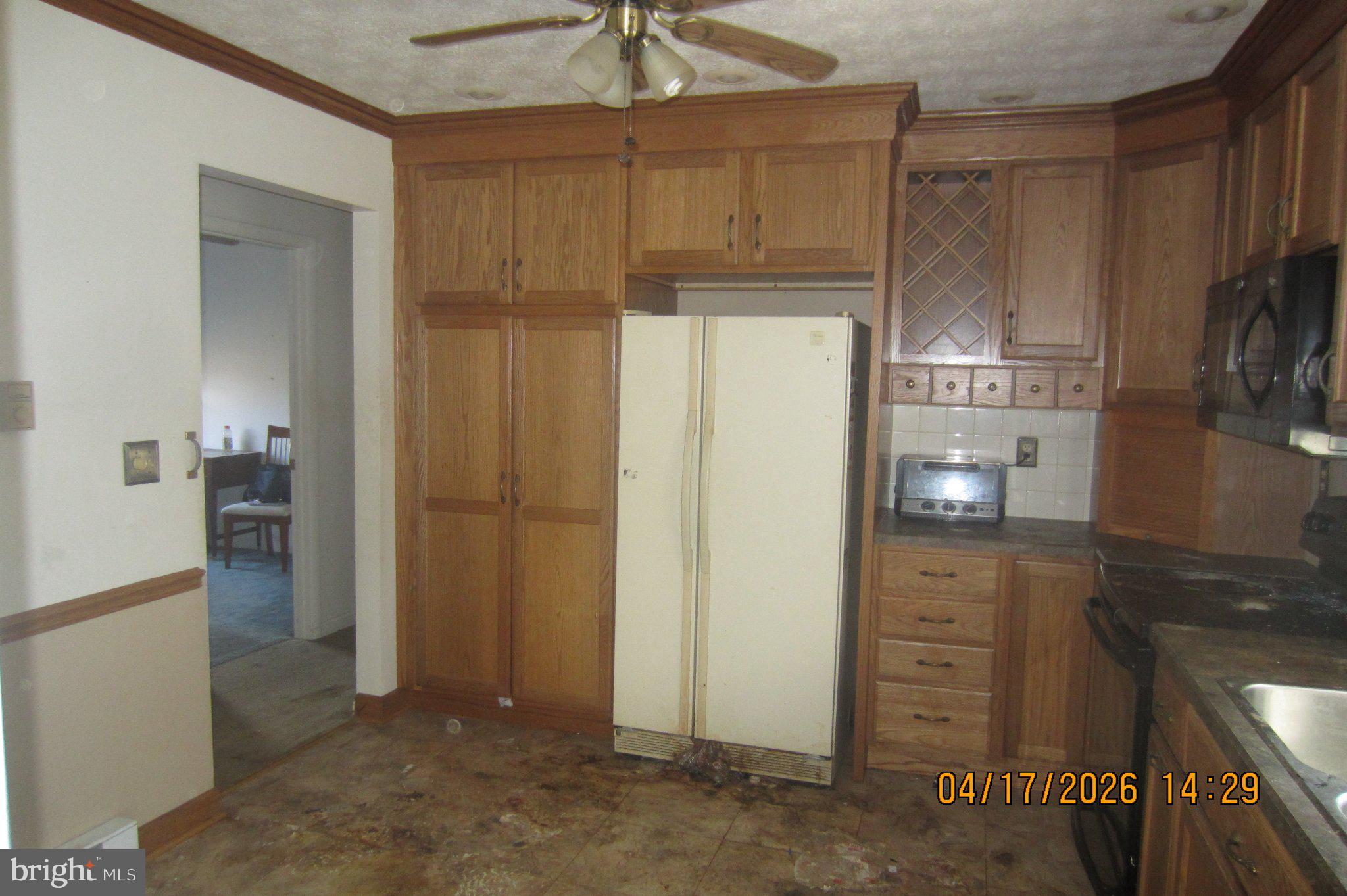 312 Sarhelm Road Harrisburg, PA 17112 - Photo 26 of 62 Spacious kitchen with warm wood tones.