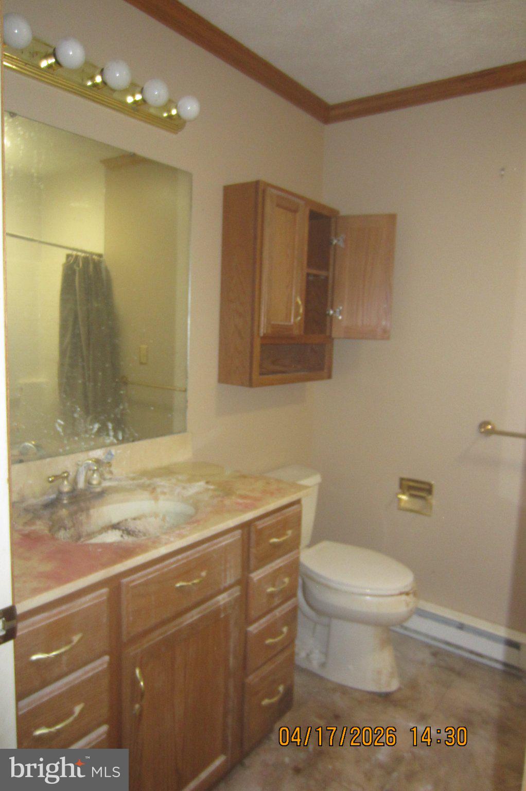 312 Sarhelm Road Harrisburg, PA 17112 - Photo 30 of 62 Classic bathroom with wooden accents.