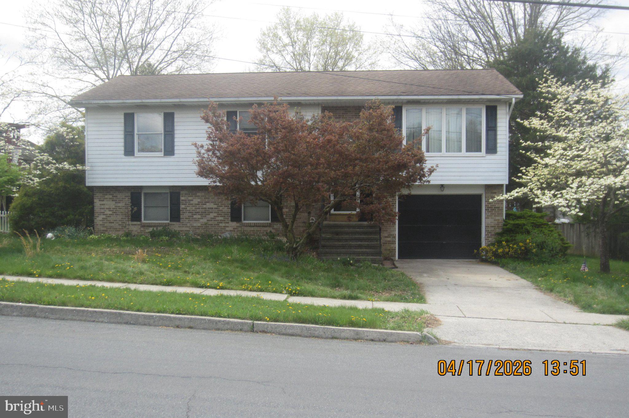 312 Sarhelm Road Harrisburg, PA 17112 - Photo 3 of 62 Charming split-level home with greenery.