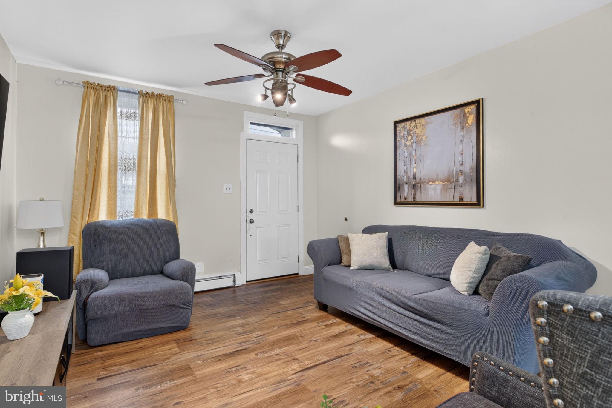 709 East Chestnut Street Lancaster, PA 17602 - Photo 4 of 29