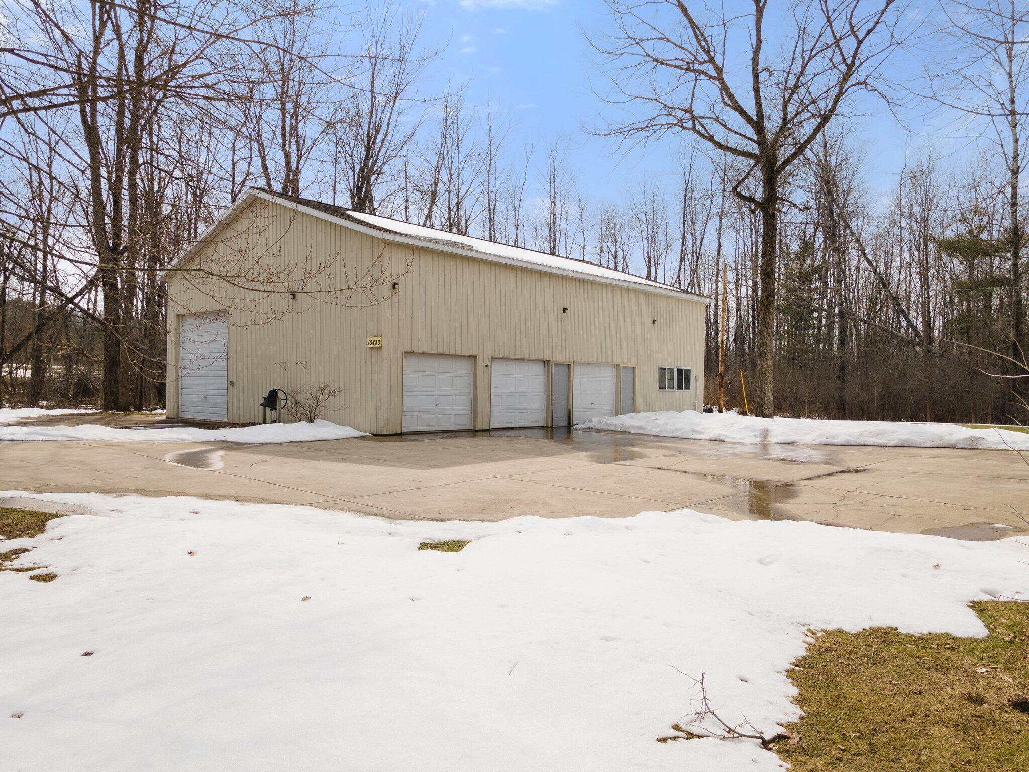 10430 River Road Evart, MI 49631 - Photo 3 of 56 21-web-or-mls-DJI_0038