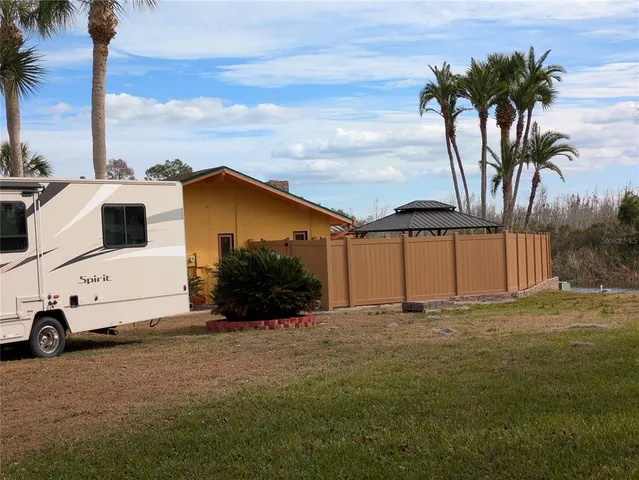 $3,695 | 5330 King's Court, Fruitland Park, FL 34731