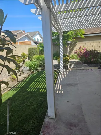 $5,950 | 6801 Glen Drive, Huntington Beach, CA 92647
