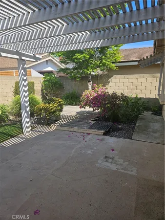 $5,950 | 6801 Glen Drive, Huntington Beach, CA 92647