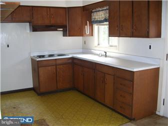 995 Levengood Road Pottstown, PA 19464 - Photo 4 of 12 Kitchen