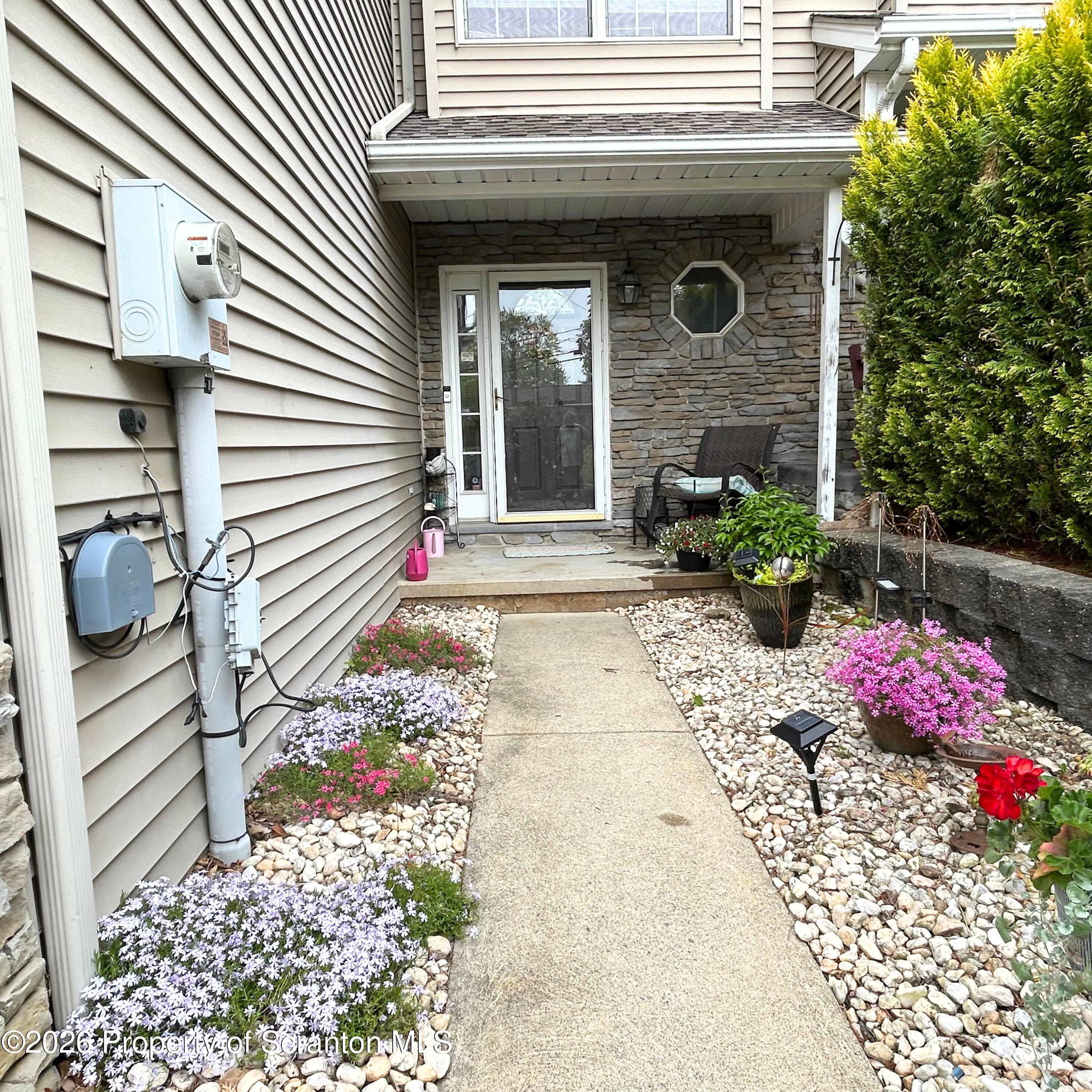 515 Howertown Road Northampton, PA 18067 - Photo 2 of 26 Front