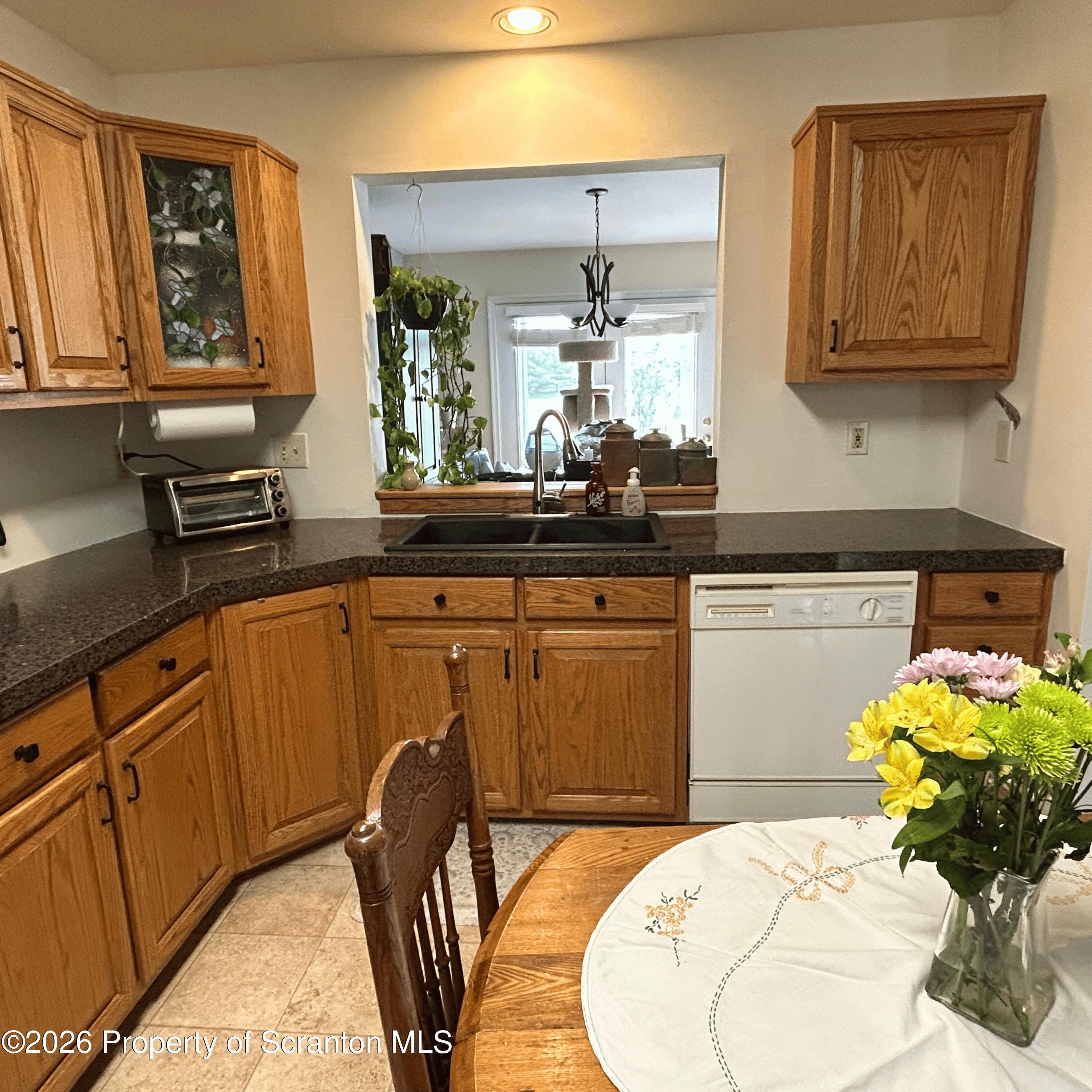 515 Howertown Road Northampton, PA 18067 - Photo 7 of 26 Kitchen
