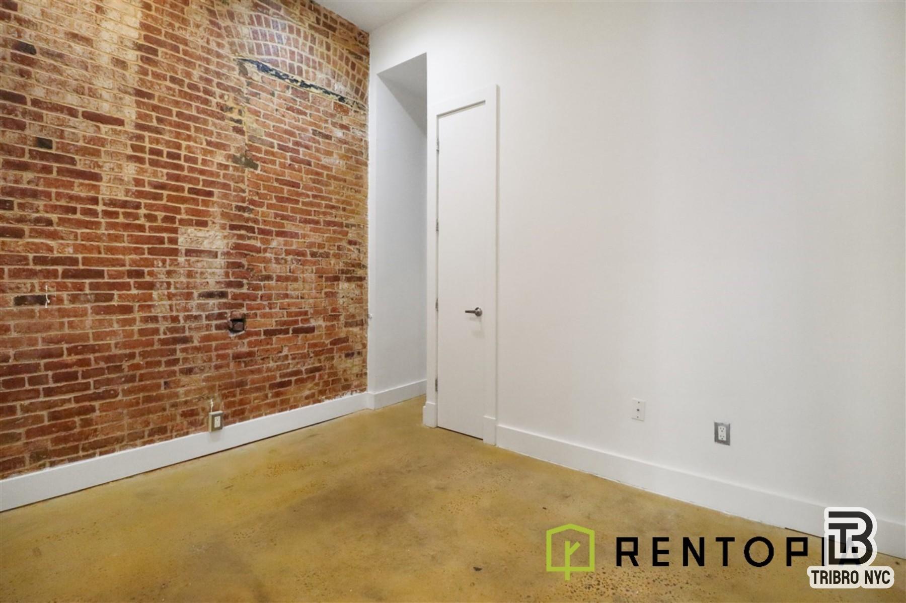 753 Lexington Avenue, Unit 1D Brooklyn, NY 11221 - Photo 3 of 8 a view of an empty room