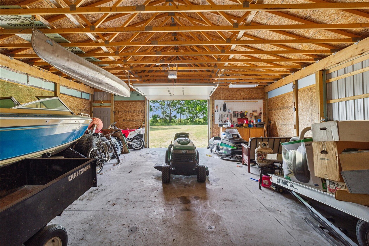 12189 Montcalm Road Greenville, MI 48838 - Photo 20 of 34