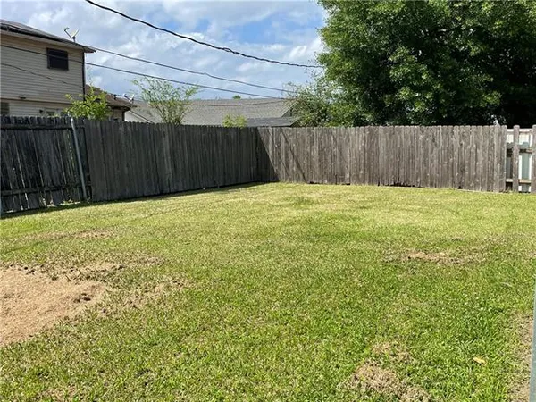 $2,300 | 2001 St Nick Drive, New Orleans, LA 70131